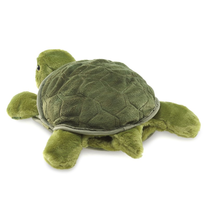 Folkmanis Handpuppe große Schildkröte in Grün mit strukturiertem Panzer und ausgestreckten Flossen in der Schrägansicht