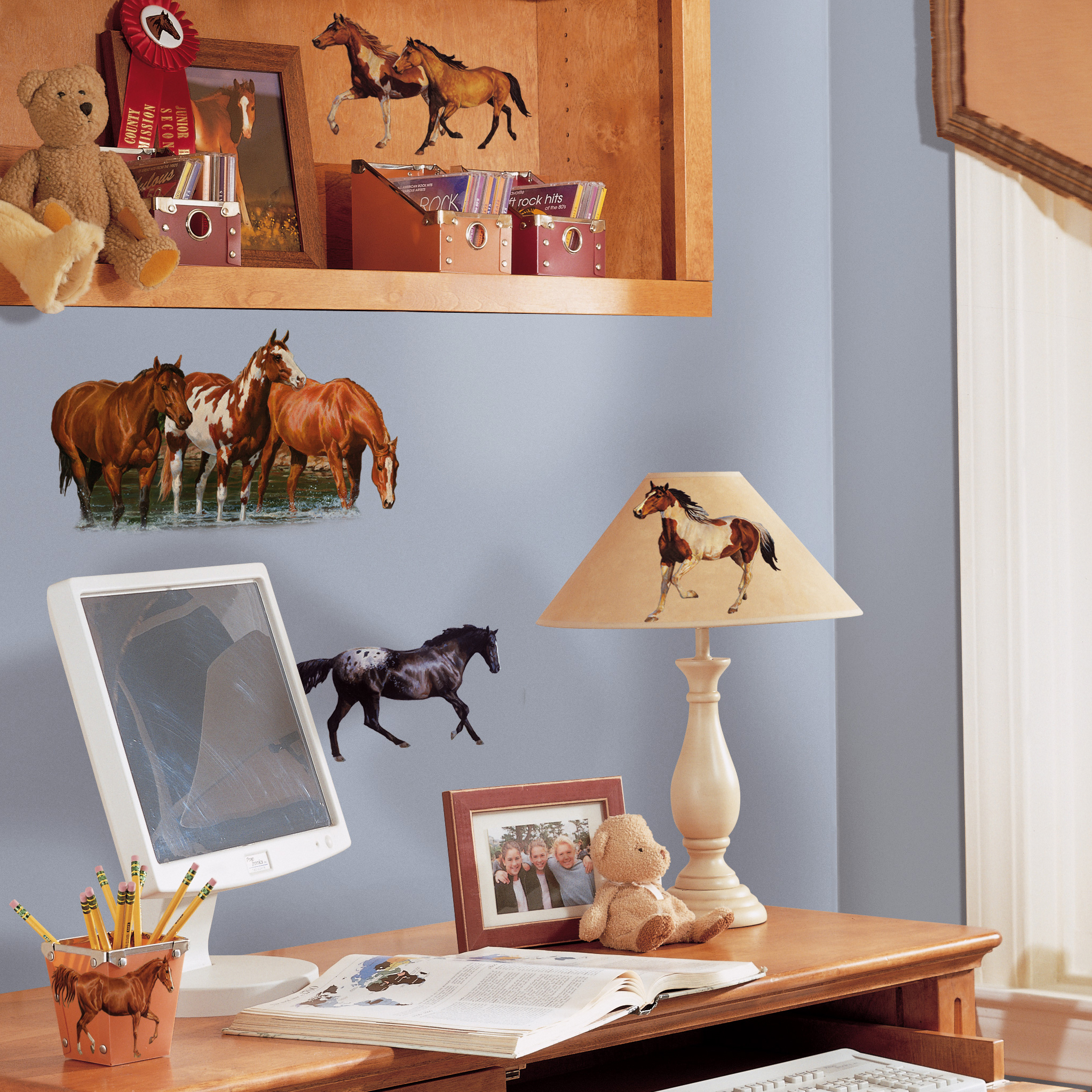 Wild Horses Wandsticker - RoomMates for KiDS Wild Horses Wandsticker - RoomMates for KiDS