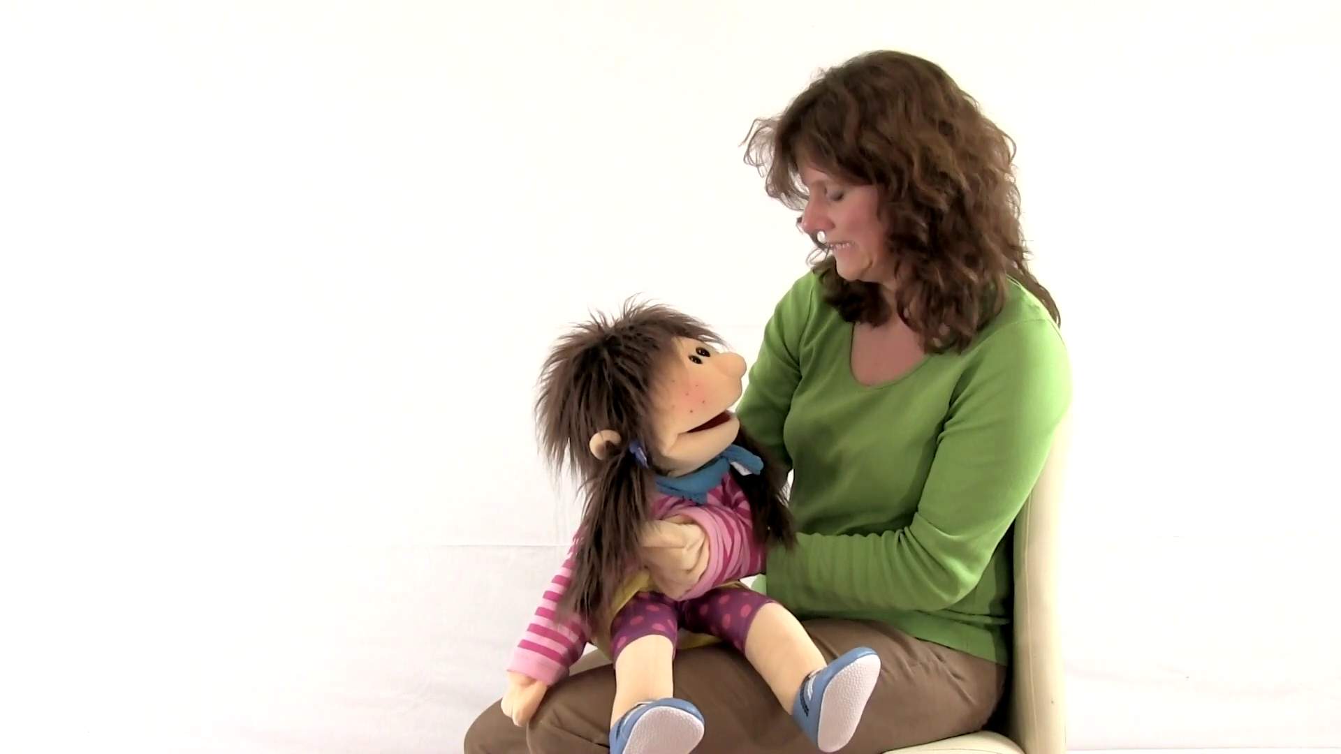 Video 1: Living Puppets Handpuppe Finja