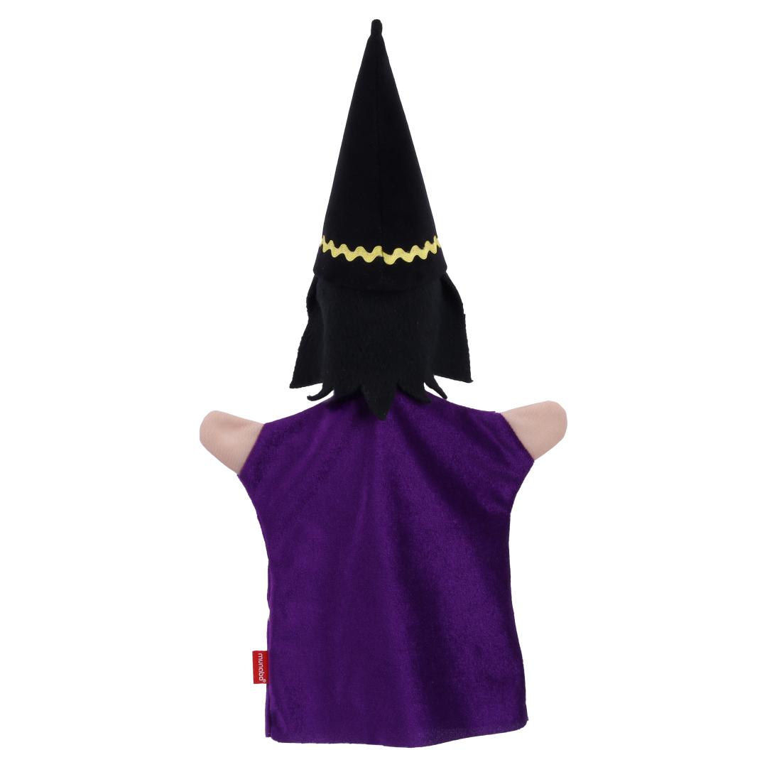 Kasperlepuppe Magier von munabo, Rückansicht mit schwarzem Spitzhut über schulterlangem Haar.