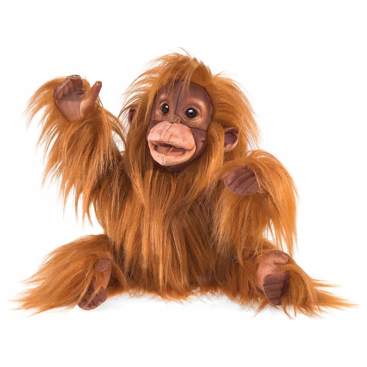 Folkmanis Handpuppe Baby Orang-Utan mit langem rotbraunem Fell, geöffnetem Mund und ausgestrecktem Arm, Frontalansicht