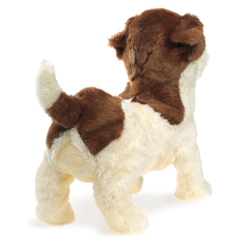 Folkmanis Handpuppe Jack Russell Terrier, stehend, braun-weißes Plüschfell, Rückansicht
