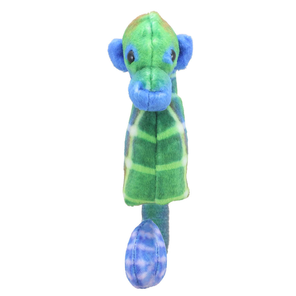 The Puppet Company Fingerpuppe Seepferdchen, grün-blau gemustert, Frontansicht mit Blick zur Kamera