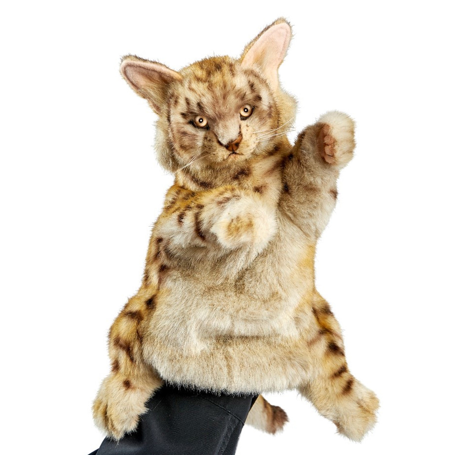 Leopardkatze Handpuppe von Hansa Creation mit getupftem braunbeigem Fell und erhobener Pfote