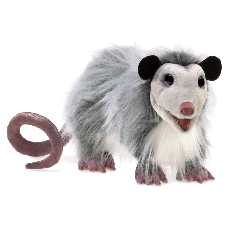 Folkmanis Opossum-Handpuppe mit grau-weißem Fell, geringeltem nacktem Schwanz und geöffnetem Maul, Seitenansicht