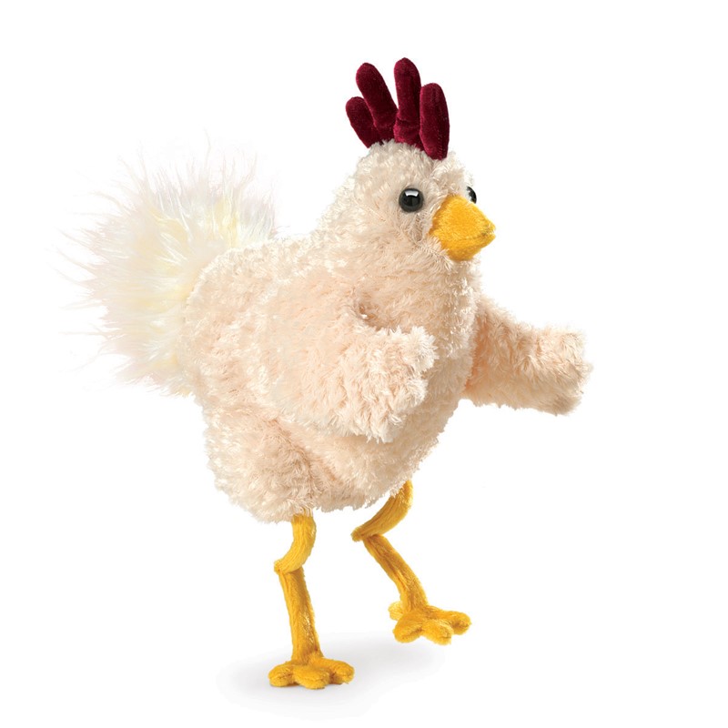 Folkmanis Handpuppe Lustiges Huhn aus cremefarbenem Plüsch mit dunkelrotem Kamm, gelbem Schnabel und Beinen in schreitender Pose