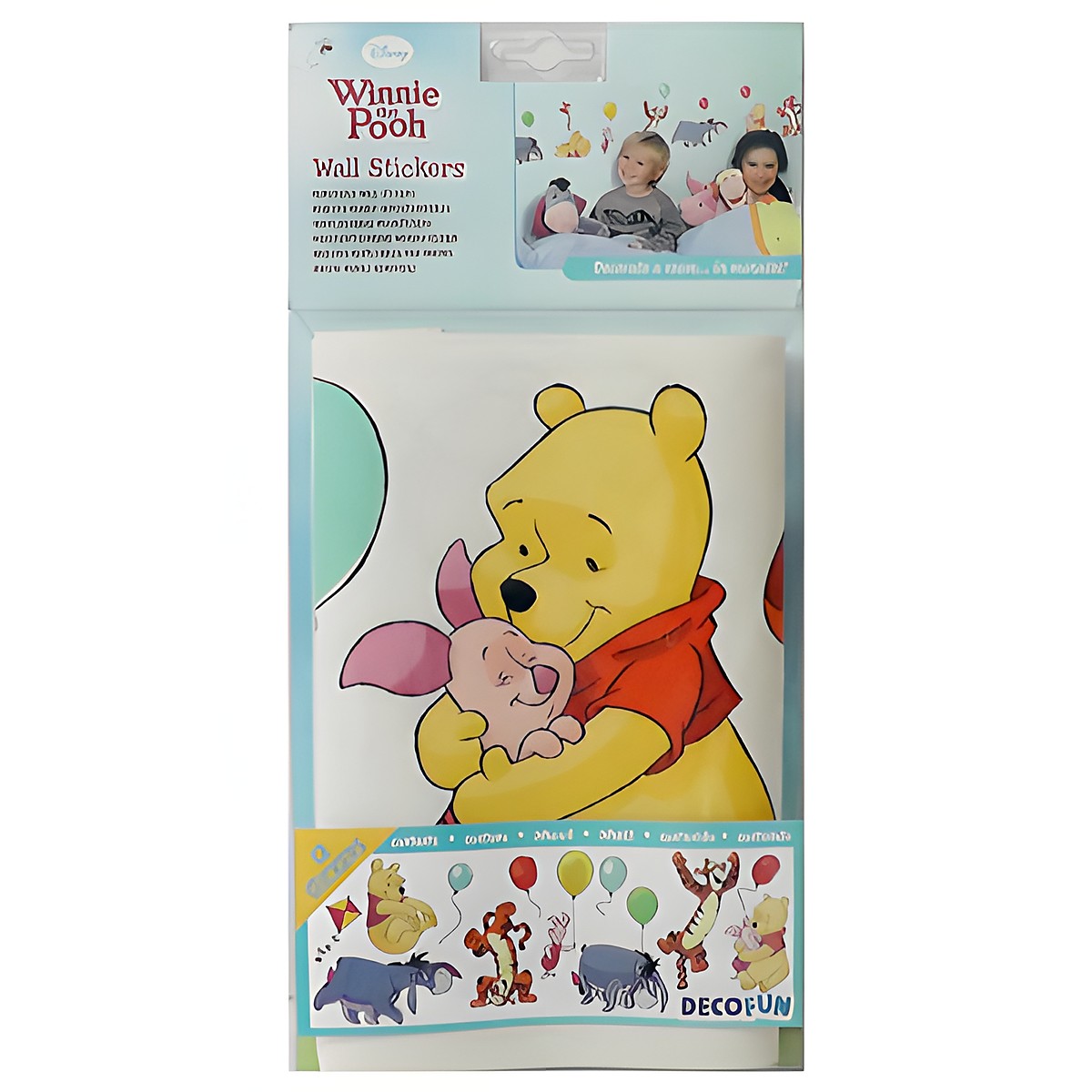decofun Wandsticker Winnie Puuh A Bother Free Day in Verpackung, Winnie Puuh umarmt Ferkel
