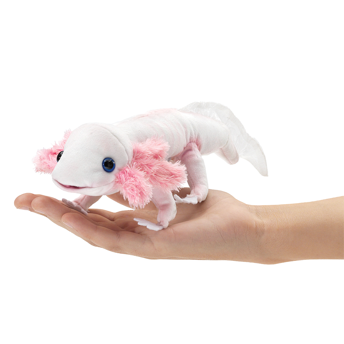 Folkmanis Fingerpuppe Axolotl in Weiß mit rosa Kiemenbüscheln, auf einer Handfläche balancierend, Seitenansicht