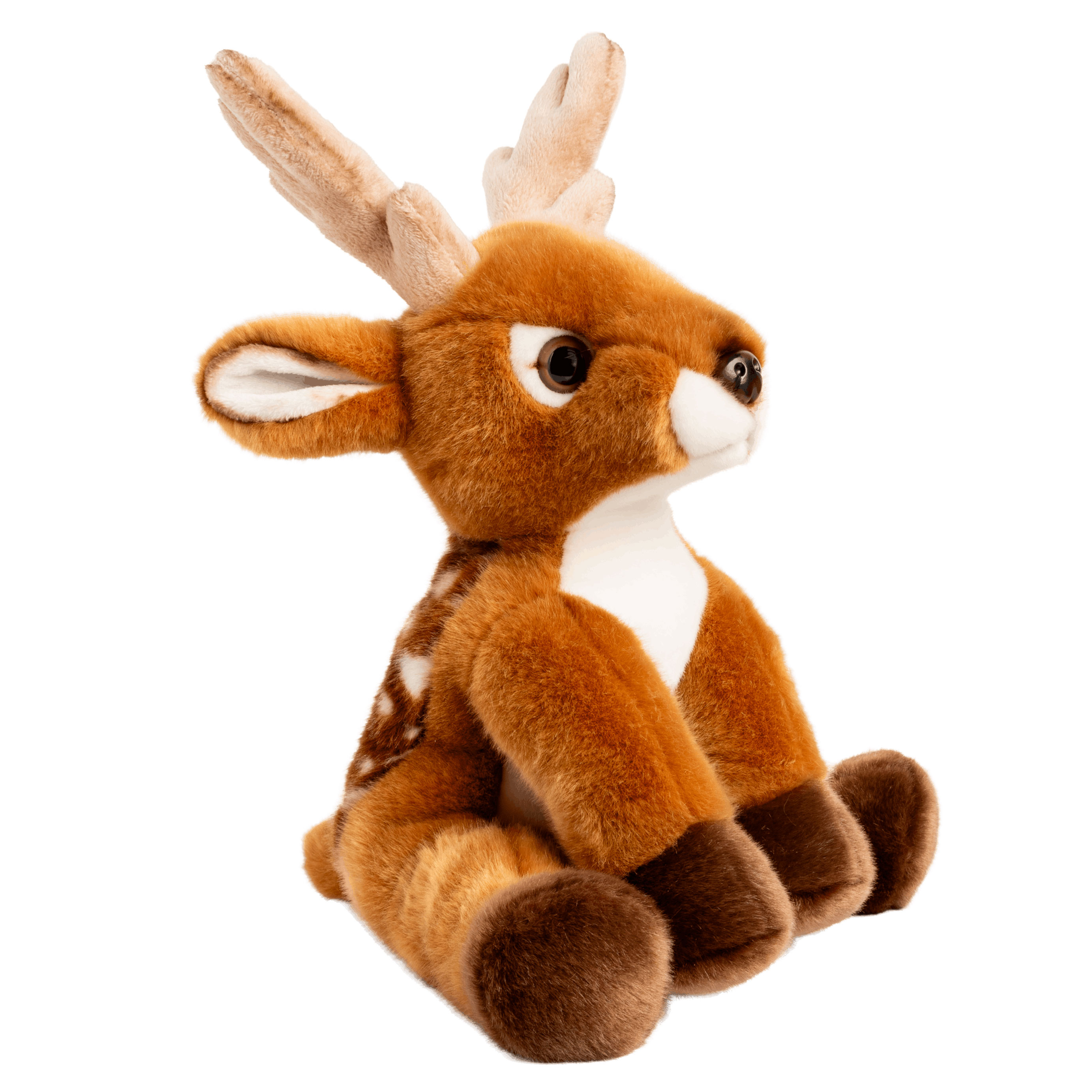 Damhirsch Kuscheltier von Anima, sitzende Plüschfigur mit braunem Fell, weiß gepunkteter Flanke, heller Brust und kleinem hellem Geweih in Dreiviertelansicht