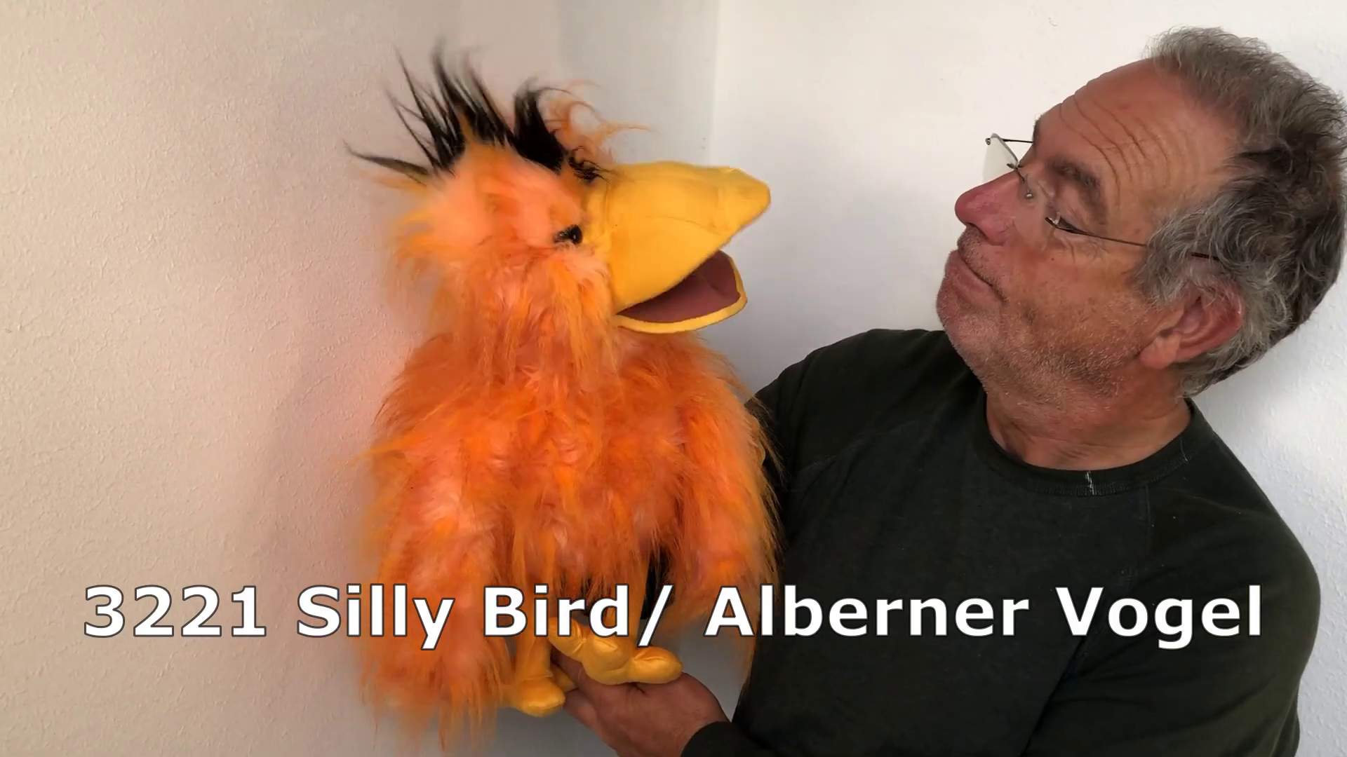 Video 1: Folkmanis Handpuppe alberner Vogel