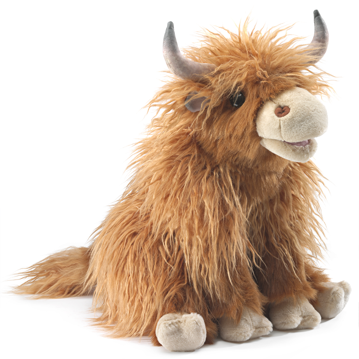 Folkmanis Handpuppe Schottisches Hochlandrind mit zottigem rotbraunem Langhaarfell, geschwungenen Hörnern und beweglichem Maul, sitzend