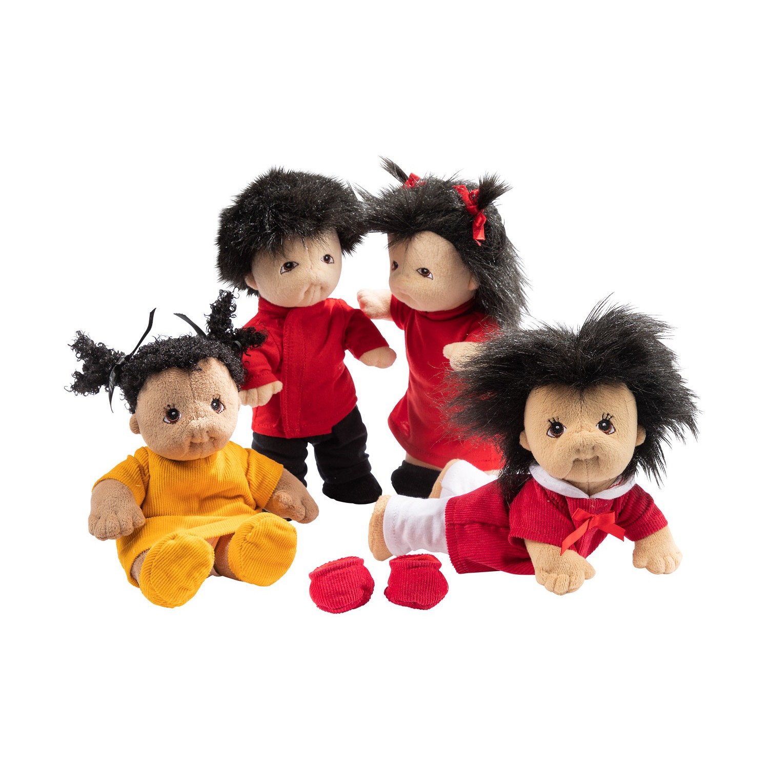 Joyk Biegepuppen-Set Beste Freunde: vier Stoffpuppen in Rot und Gelb, sitzend, stehend und liegend