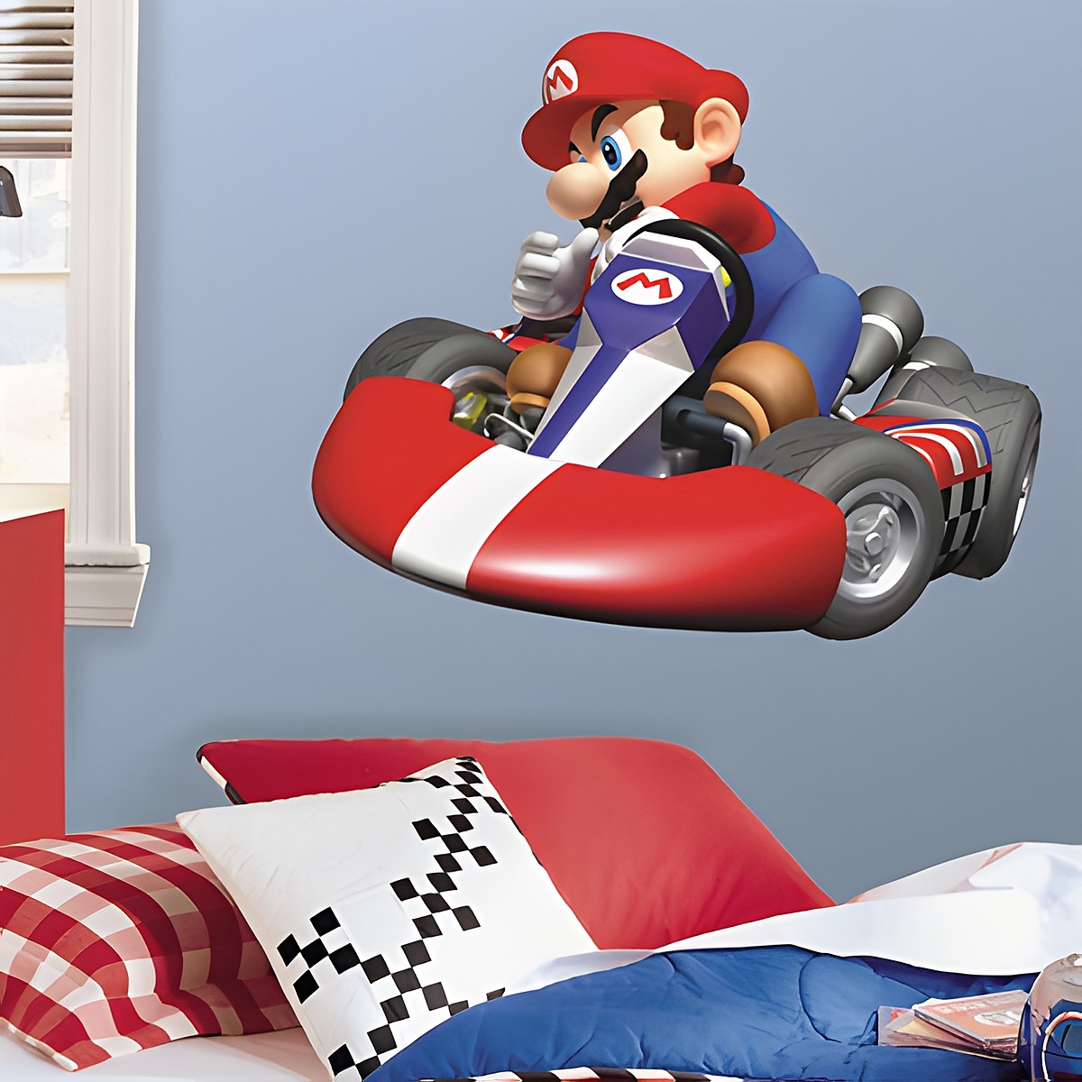RoomMates Wandbild Nintendo Mario Kart Wii, Mario im roten Rennkart an einer blauen Kinderzimmerwand über einem Bett