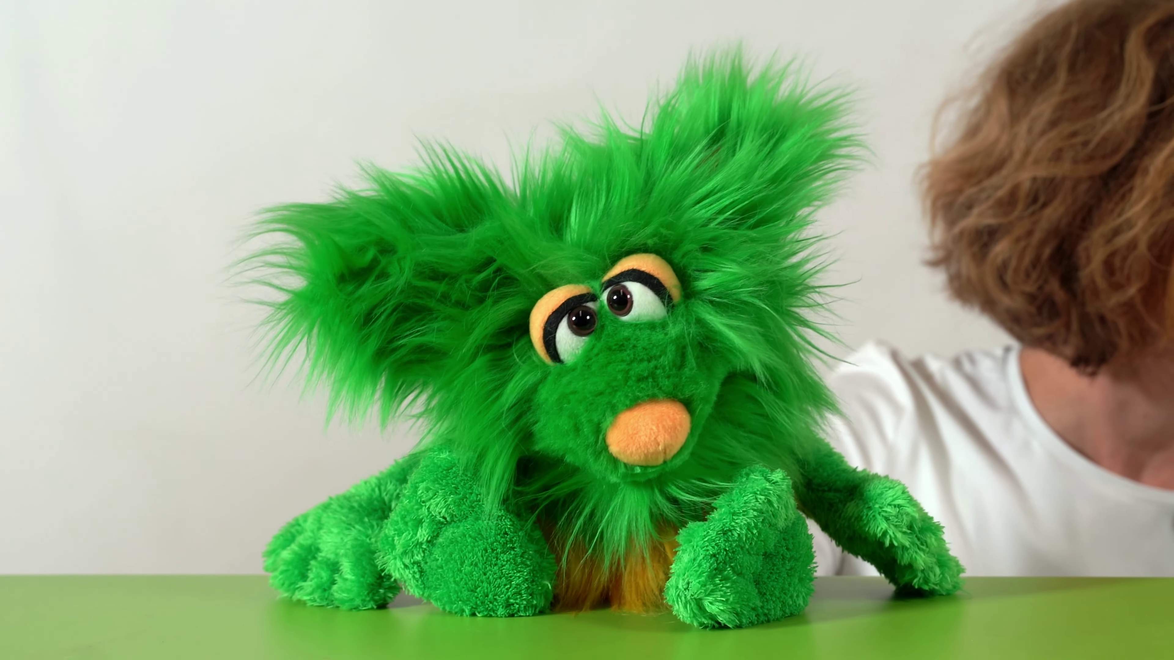 Video 1: Living Puppets hand puppet Schotter - Monster to go!