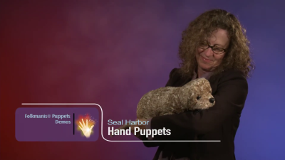 Video 1: Folkmanis Handpuppe Seerobbenbaby (silber)