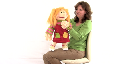 Video 1: Living Puppets Handpuppe Lilabell