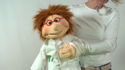 Video 1: Living Puppets doctor coat (for hand puppets 65 cm)