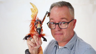 Video 1: Folkmanis Fingerpuppe Feuervogel Armband