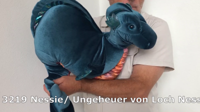 Video 1: Folkmanis Handpuppe Ungeheuer von Loch Ness