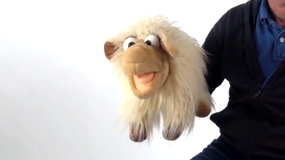 Video 2: Living Puppets Handpuppe Lucy das Schaf